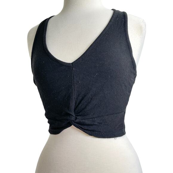 Bolozzo Ribbed Knotted Crop Top, V Neck Ribbed front knot crop top size L - Picture 4 of 5